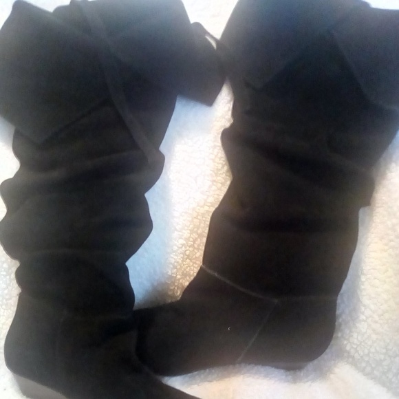 Women's Nine West Abrel 1 black suede knee boots. - Picture 1 of 6